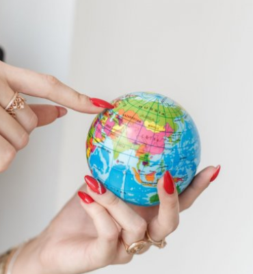 GEOGRAFIA FÍSICA E DAS POPULAÇÕES GEOGRAFIA FÍSICA E DAS POPULAÇÕES